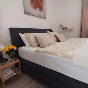 Apartman Alma, Pula