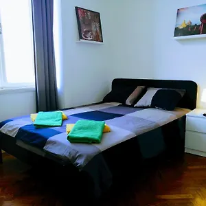 hotellátogatás