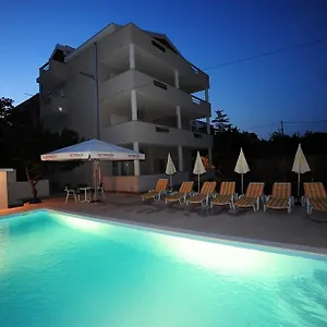 apartments-klelija.hotelinzadar.com/