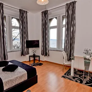 hotellátogatás
