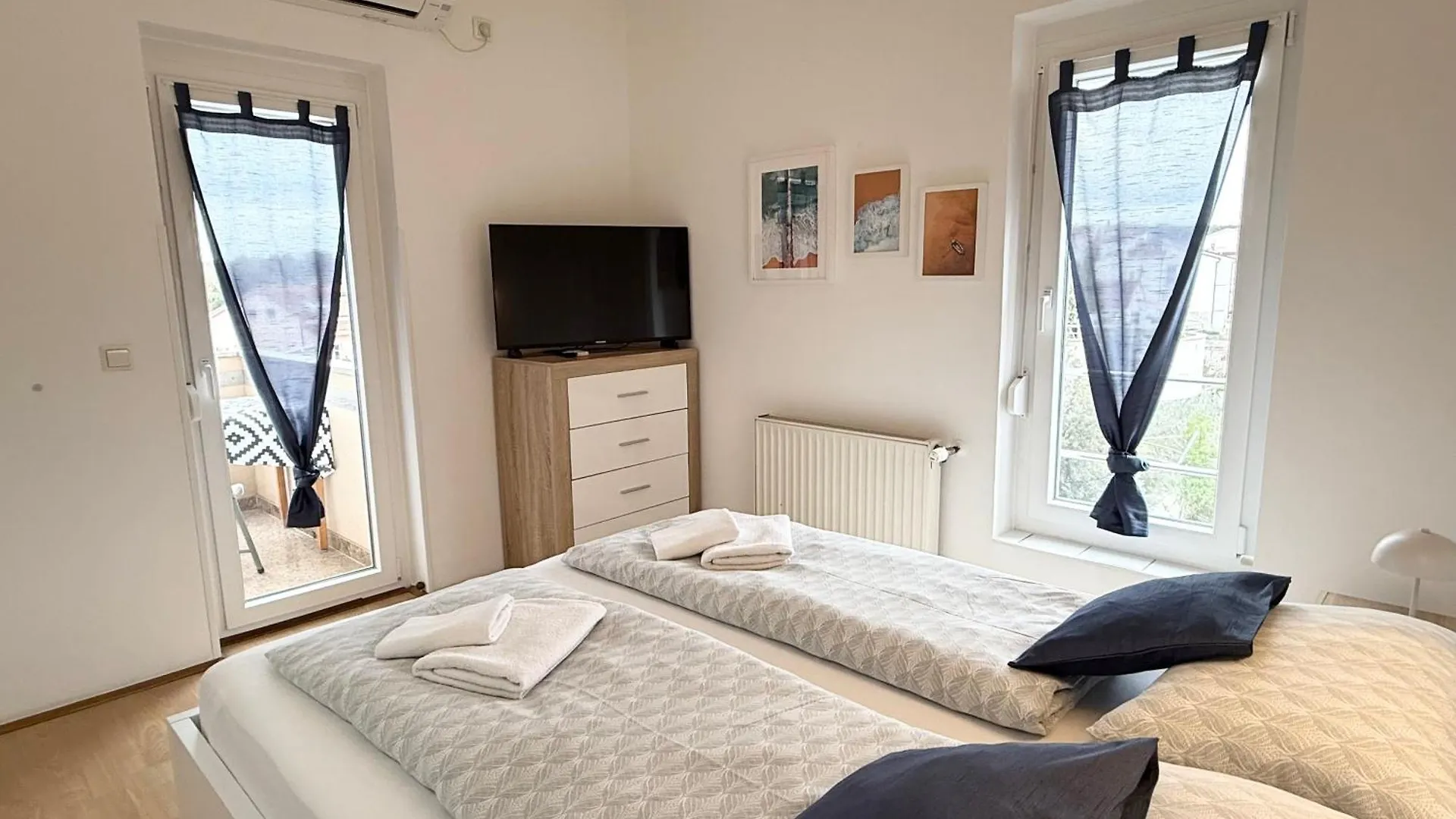 Apartments Antic