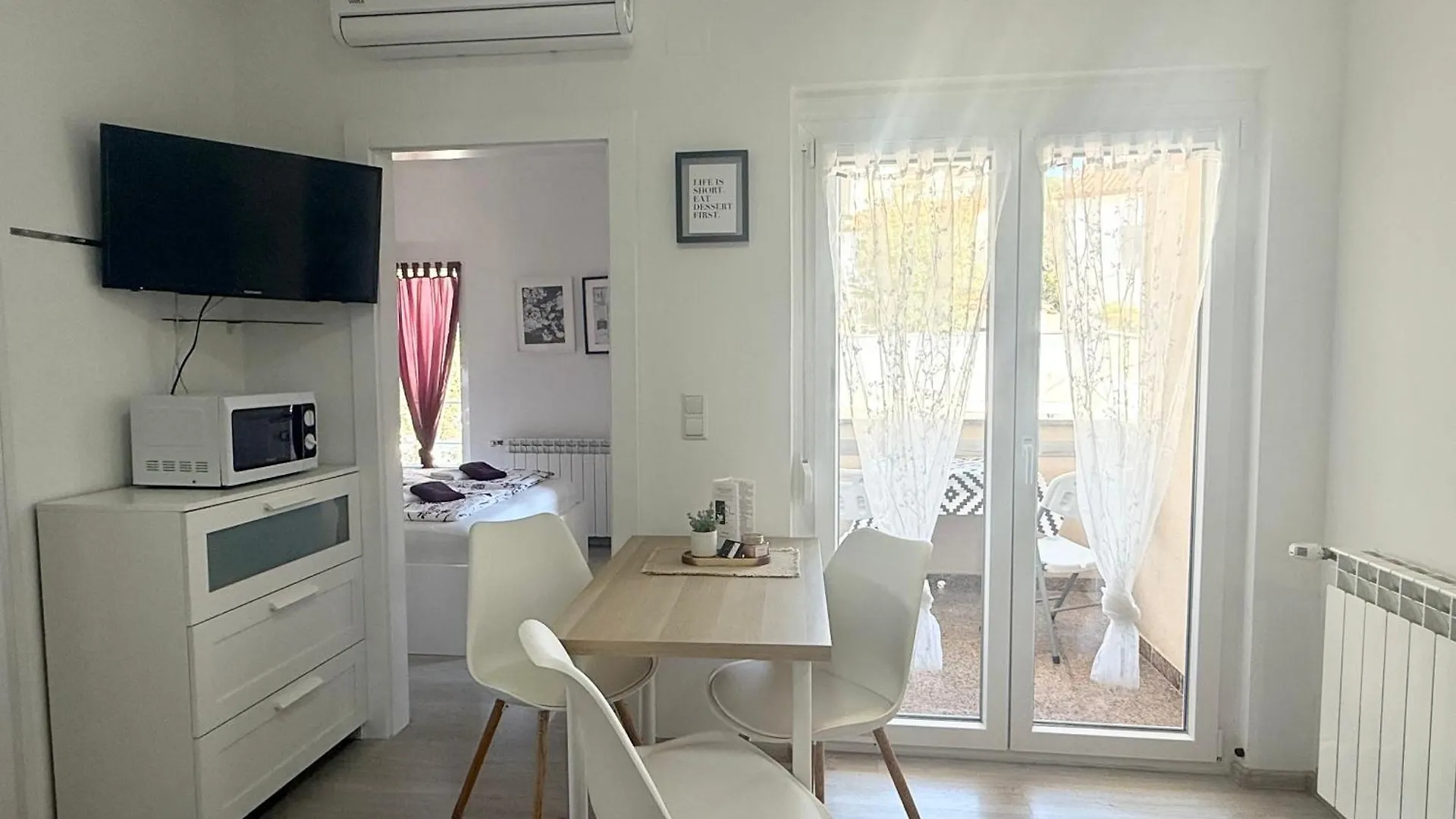 Apartments Antic