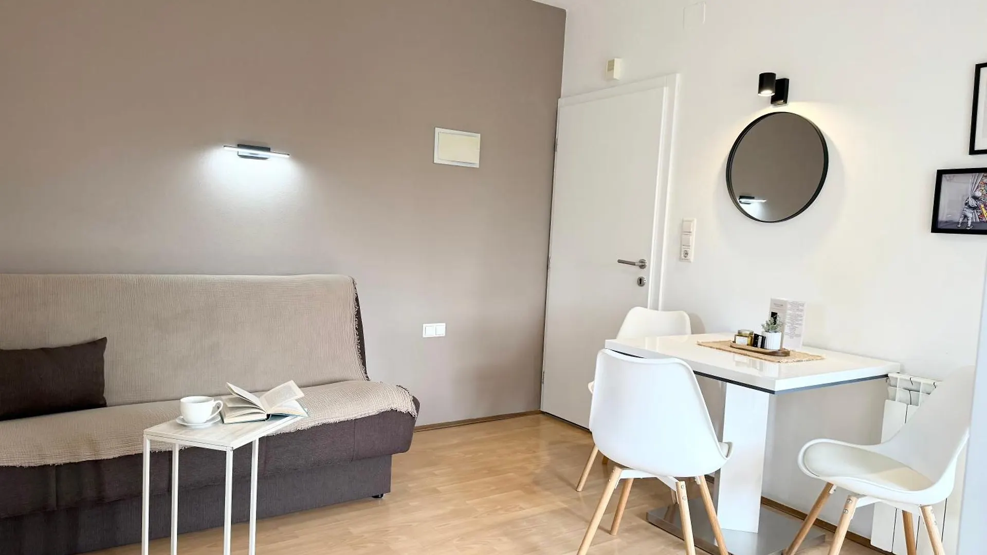 Apartments Antic